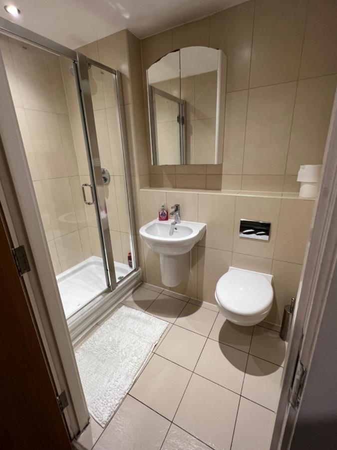 Bigkings Cosy 2 Bedroom Apartment With Free Parking In Central Манчестер Екстер'єр фото