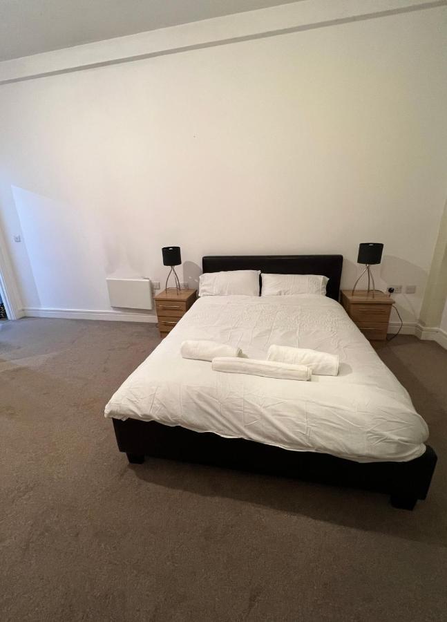 Bigkings Cosy 2 Bedroom Apartment With Free Parking In Central Манчестер Екстер'єр фото